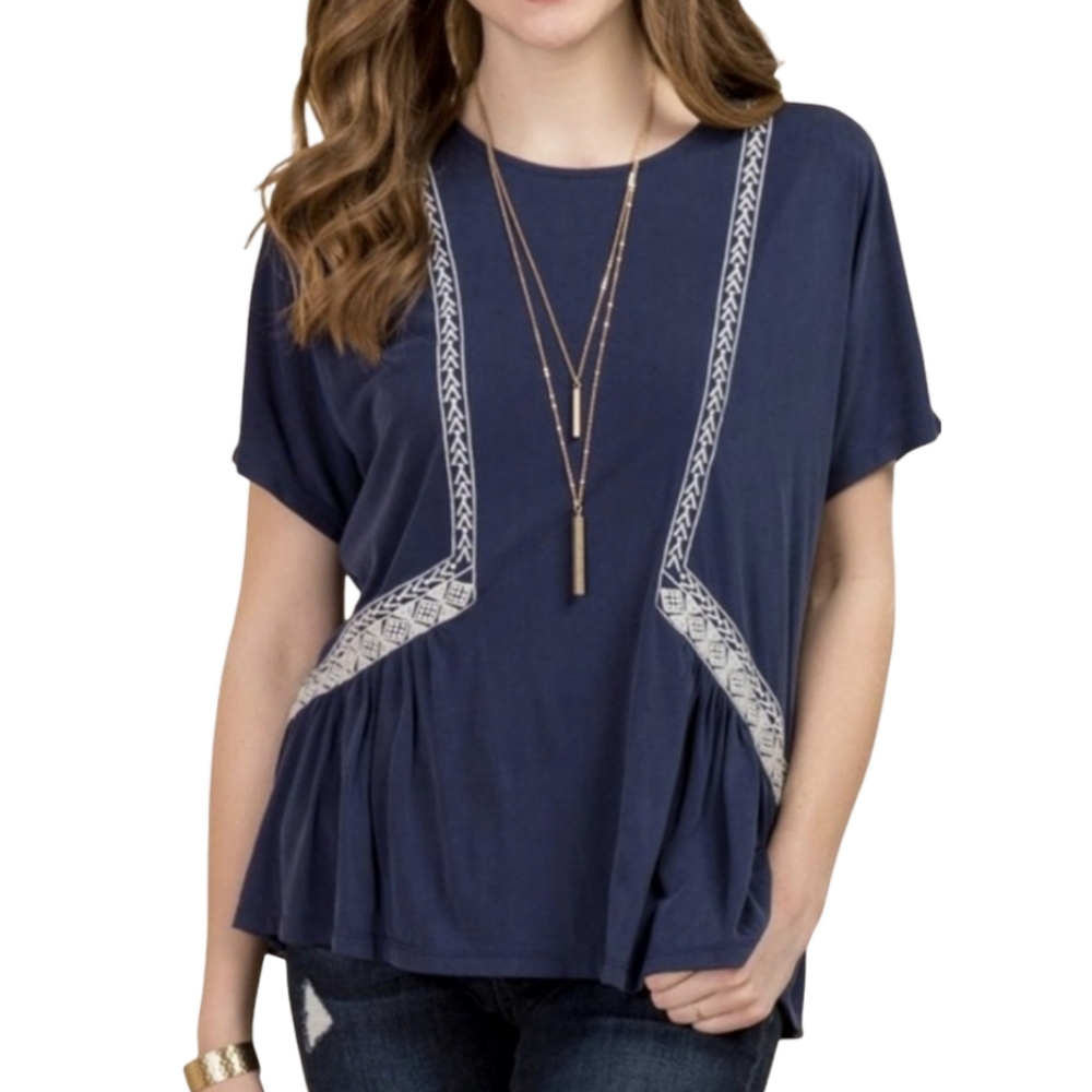 FRANCESCA'S ALYA | Navy Blue Embroidered Short Sleeve Flowy Blouse | XS